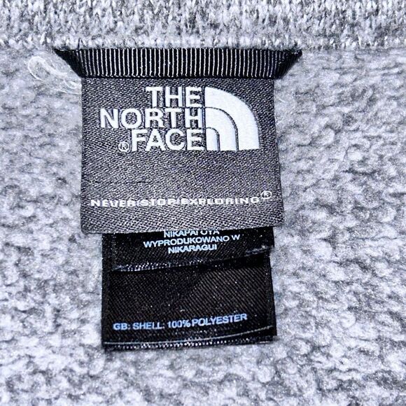 The North Face 1/4 Zip Fleece Pullover - Picture 8 of 11